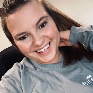 Meet your Posher, Abby